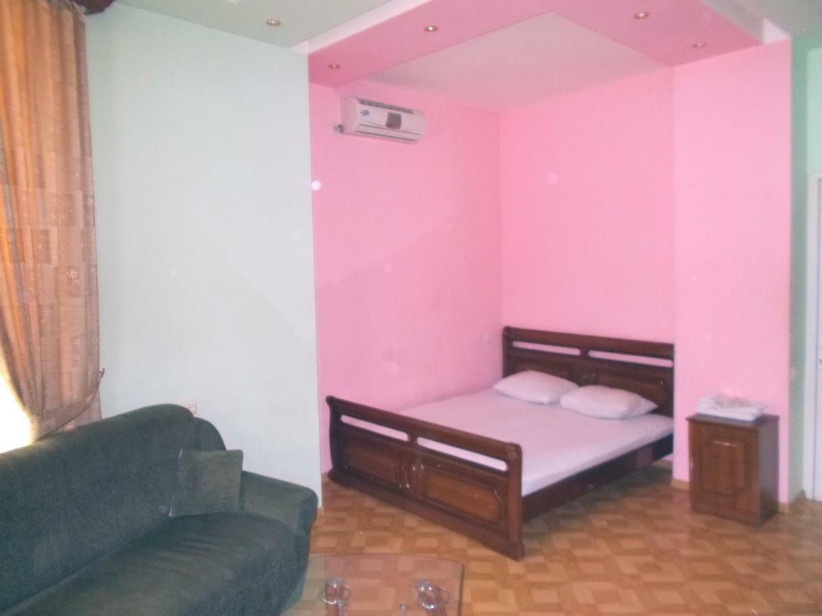 Manand Hotel Γιερεβάν Εξωτερικό φωτογραφία