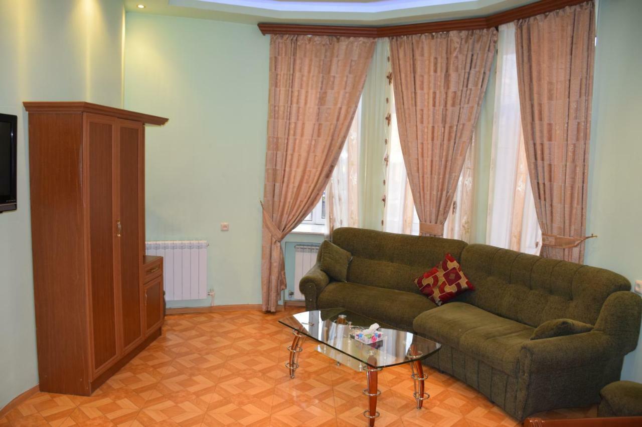 Manand Hotel Γιερεβάν Εξωτερικό φωτογραφία